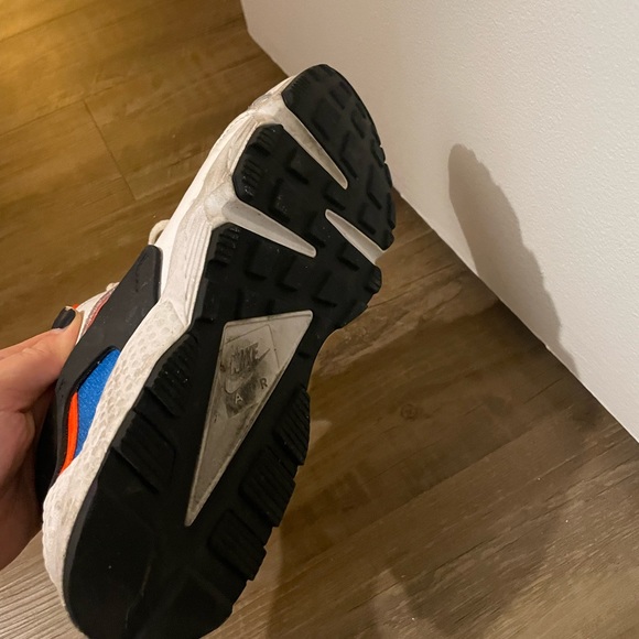 Nike Women’s Air Huarache size 10 - Picture 8 of 9